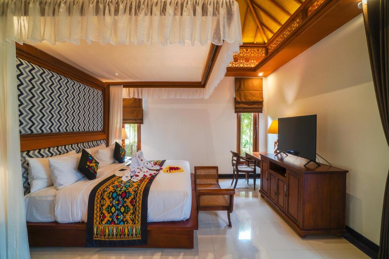 Giri Bhagawan Villas & Spa Nusa Dua  Esterno foto