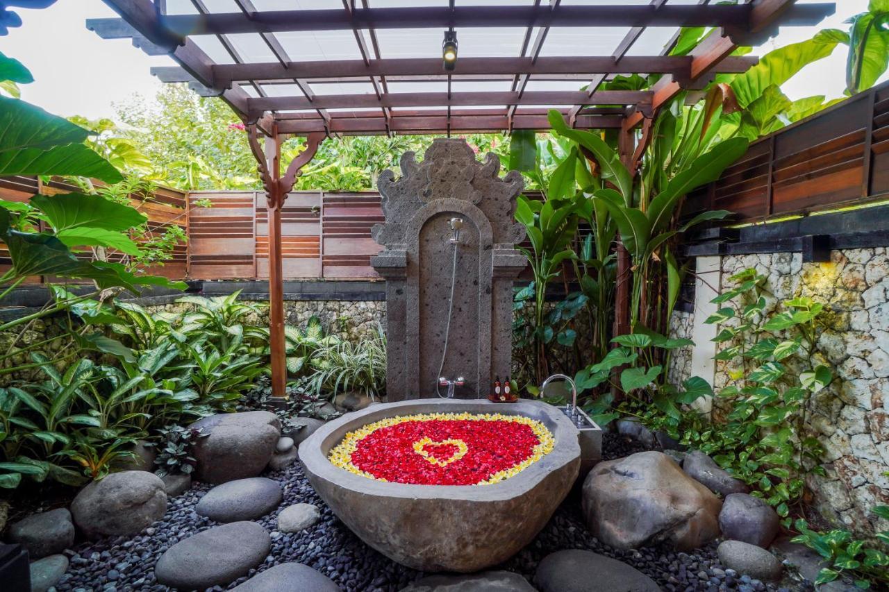 Giri Bhagawan Villas & Spa Nusa Dua  Esterno foto