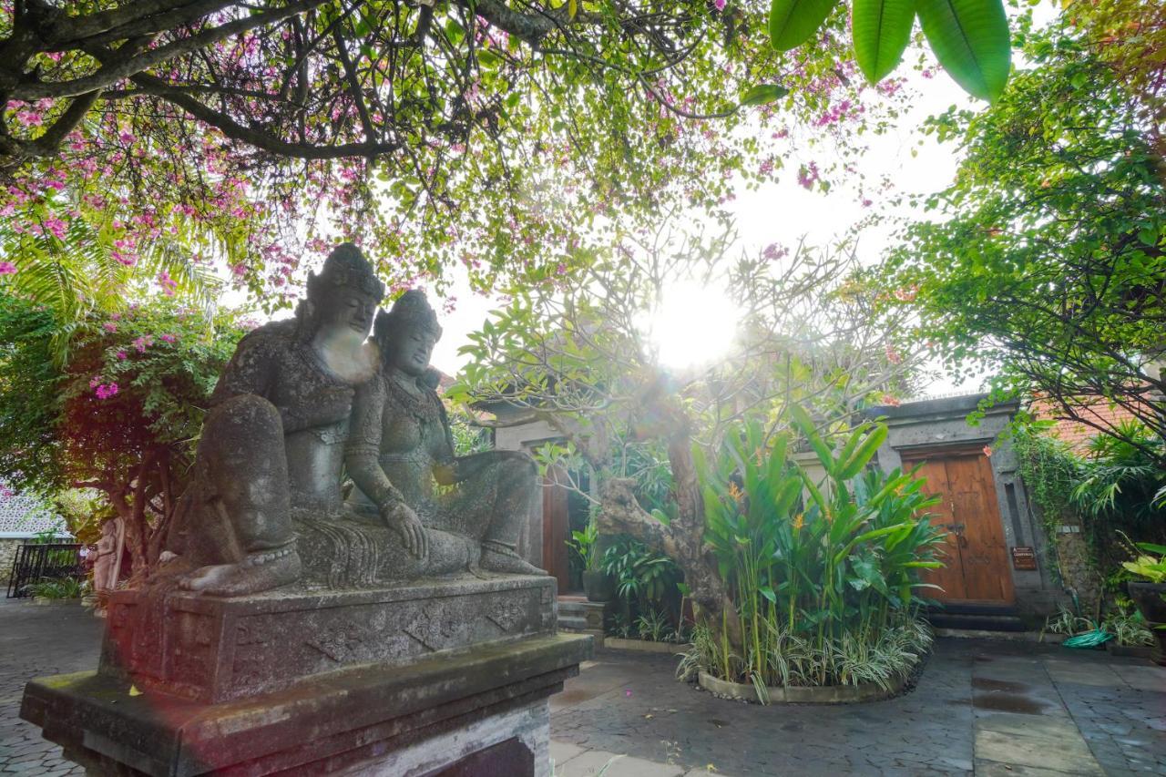 Giri Bhagawan Villas & Spa Nusa Dua  Esterno foto